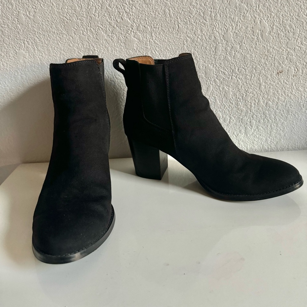 J. Crew Factory Black Suede Rory Boot size 6 EXCELLENT CONDITION